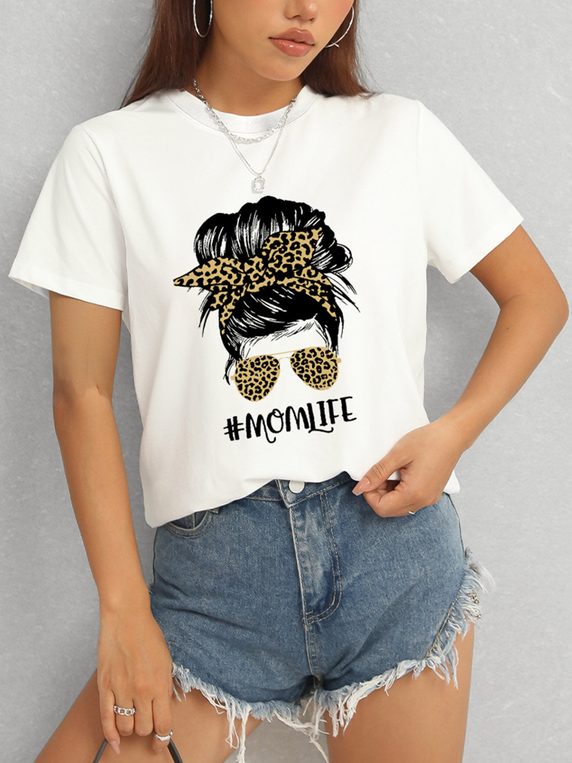 MOMLIFE Round Neck Short Sleeve T-Shirt Trendsi