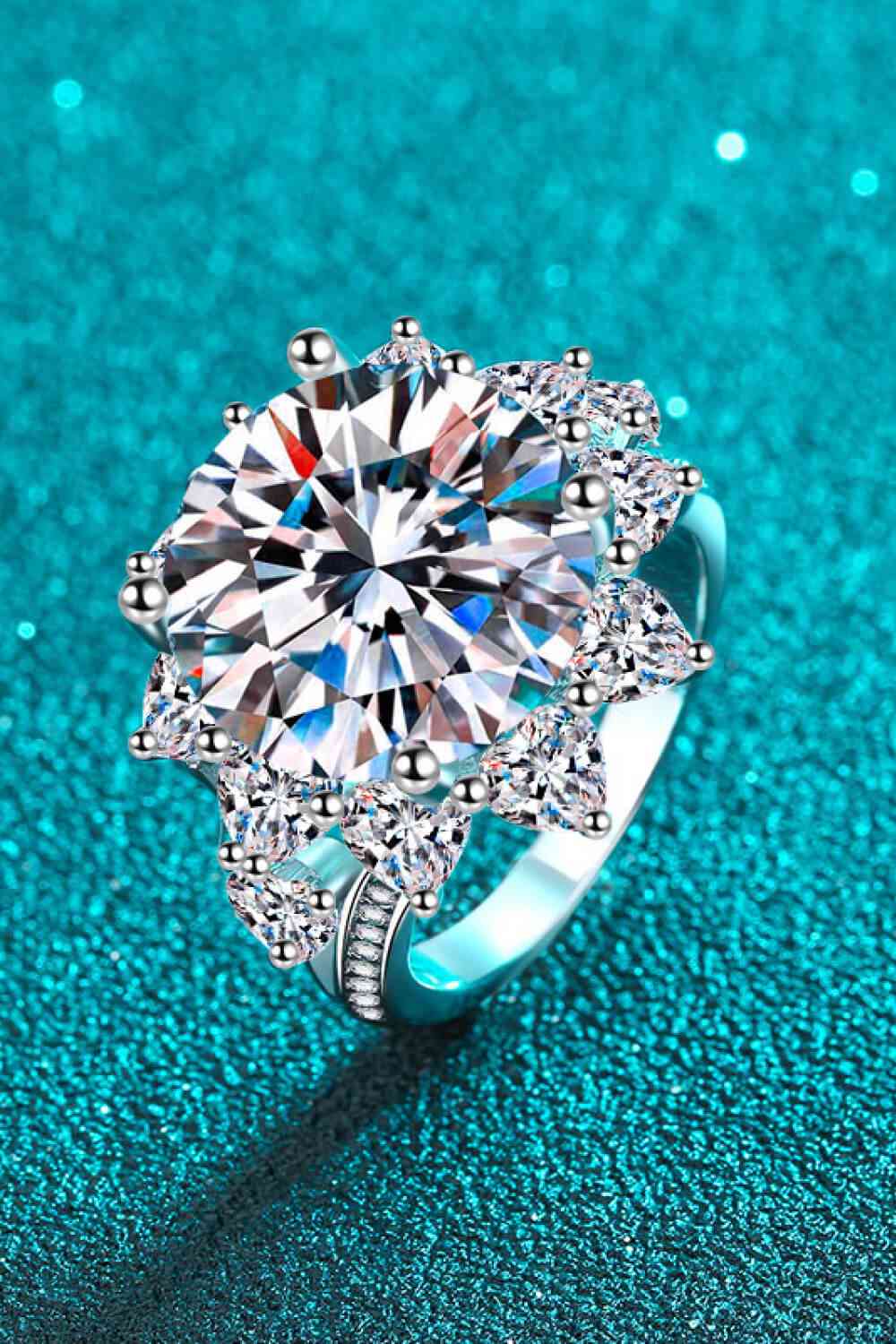 10 Carat Moissanite Flower-Shaped Ring Jassorted