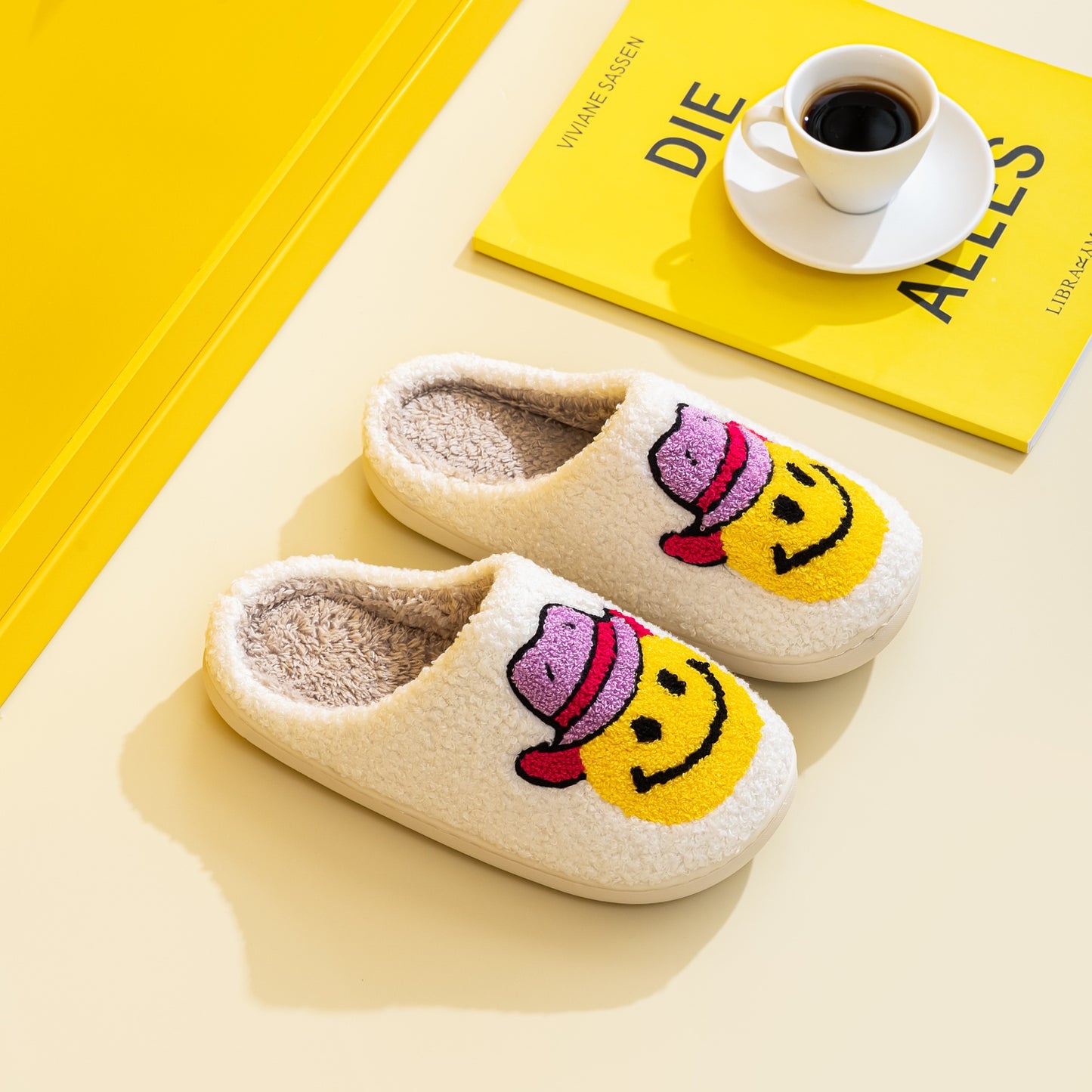 Melody Smiley Face Slippers Trendsi
