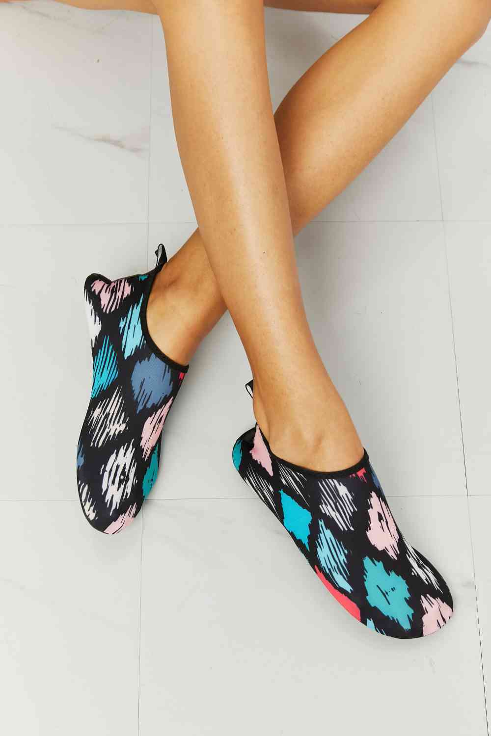 MMshoes On The Shore Water Shoes in Multi Jassorted