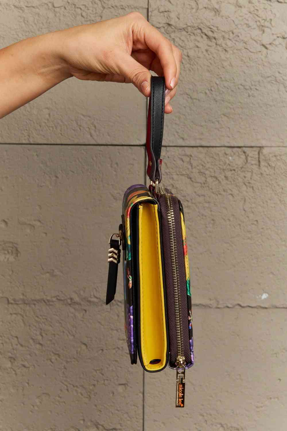 Nicole Lee USA Small Crossbody Wallet Jassorted