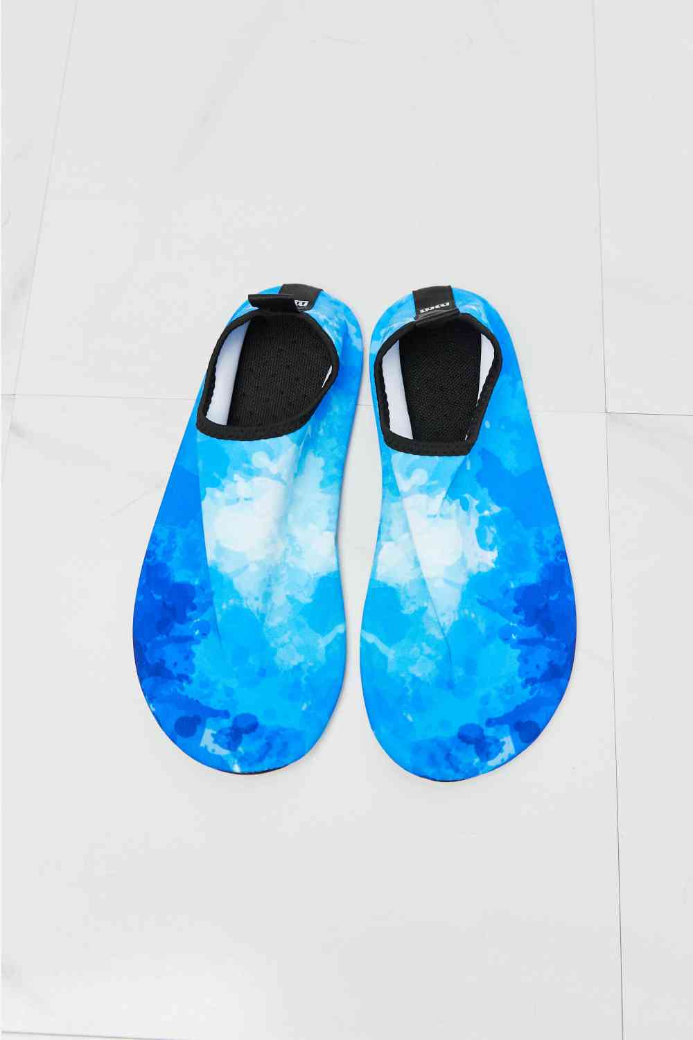 MMshoes On The Shore Water Shoes in Blue Jassorted