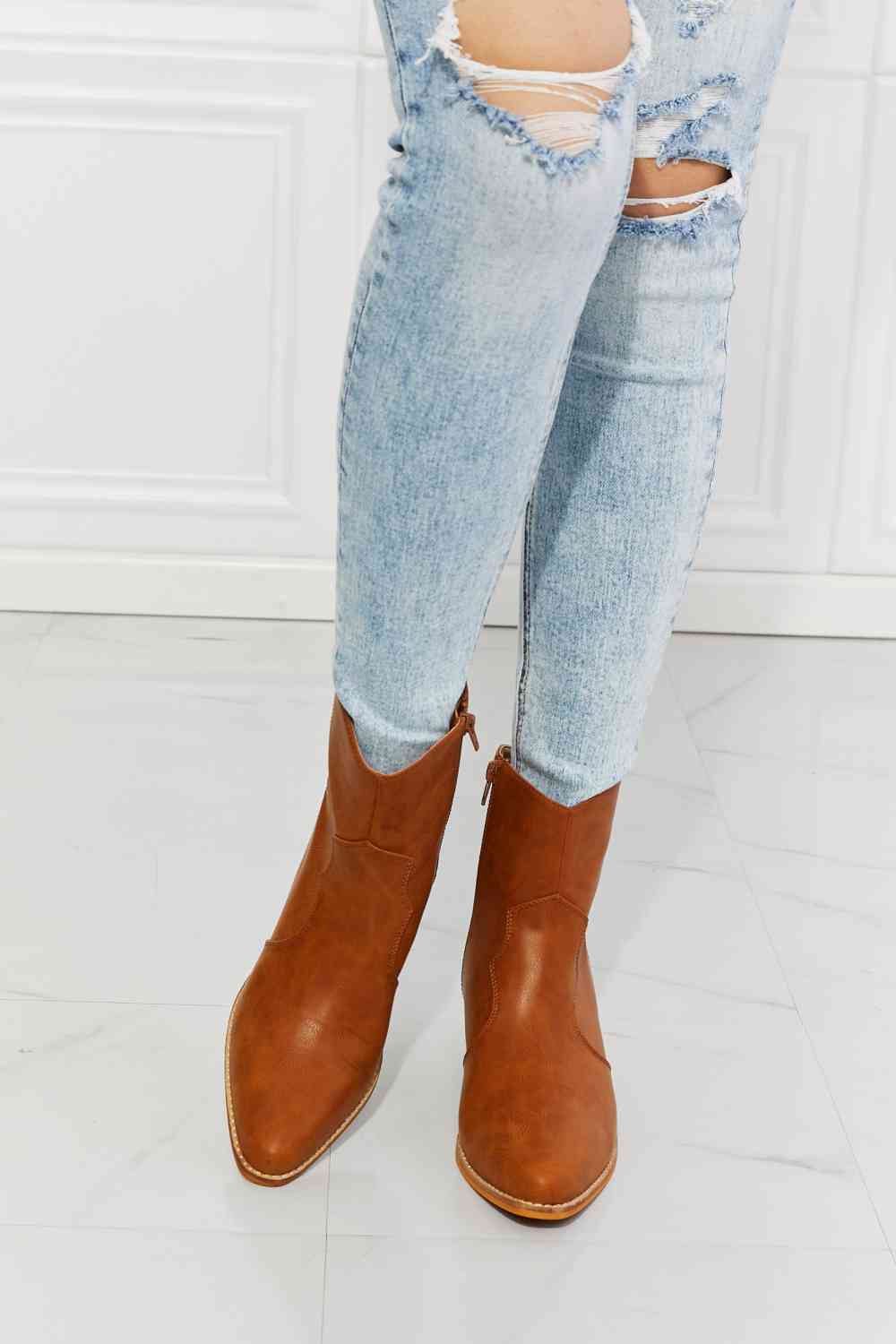 MMShoes Faux Leather Western Ankle Boots in Ochre Trendsi