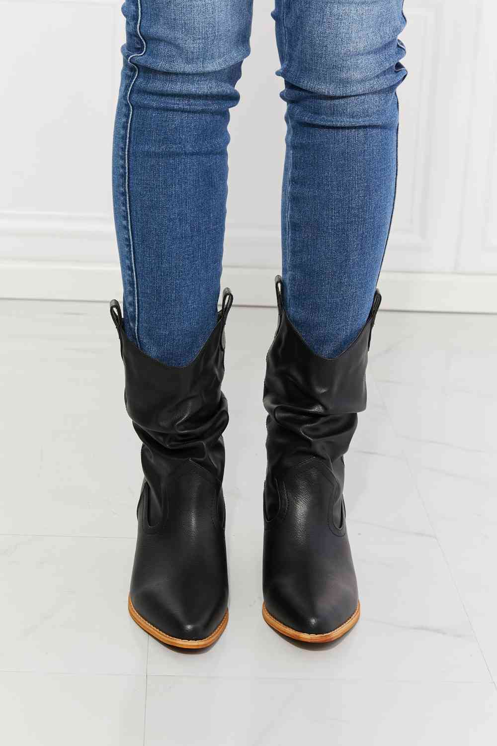 MMShoes Scrunch Cowboy Boots in Black Trendsi