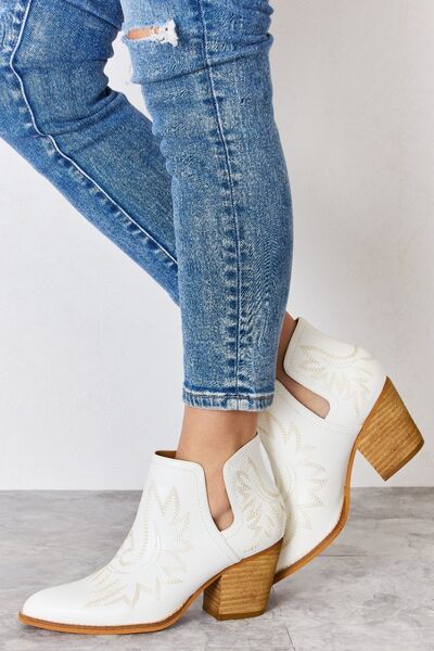 Melody Ankle Embroidered Stitch Boots Trendsi
