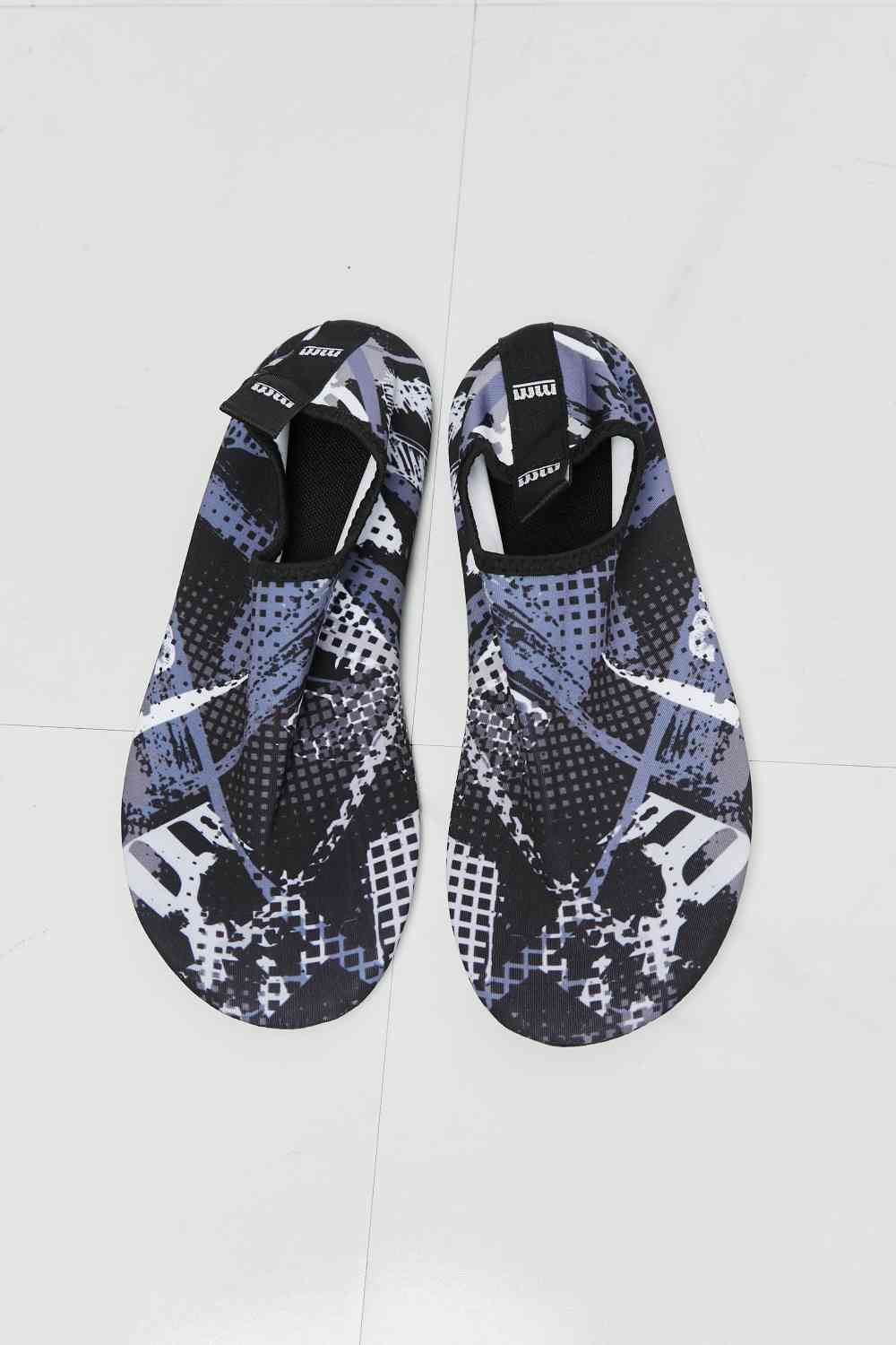 MMshoes On The Shore Water Shoes in Black Pattern Jassorted