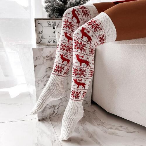 Cozy Christmas Socks Jassorted White One Size