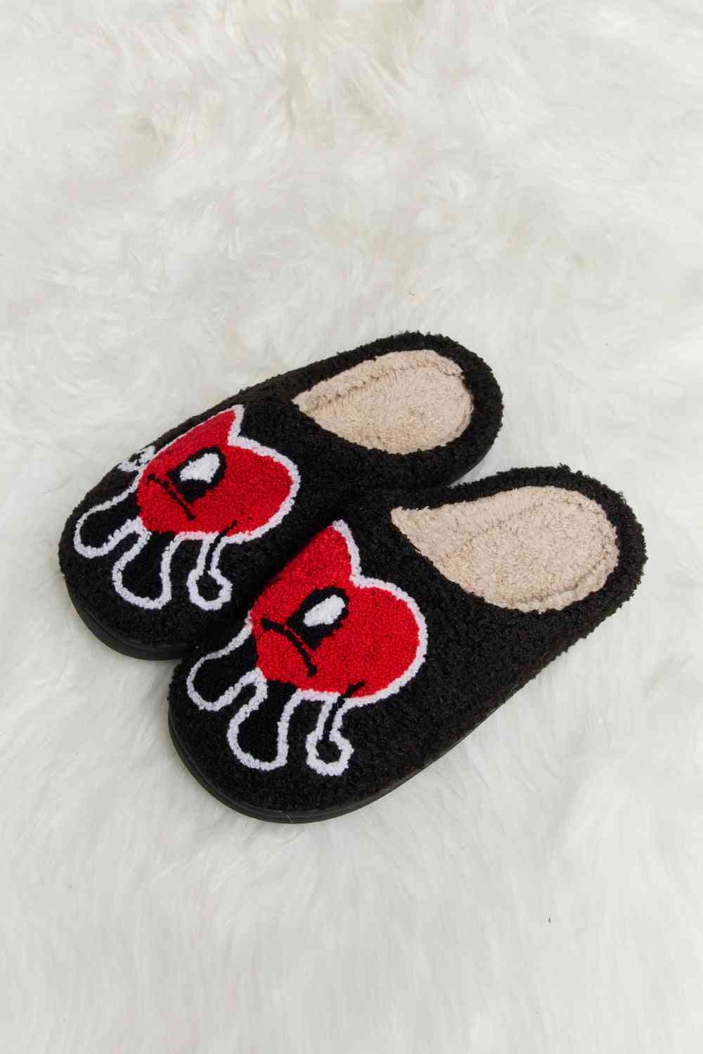 Melody Love Heart Print Plush Slippers Trendsi