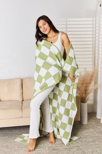 Cuddley Checkered Decorative Throw Blanket Trendsi