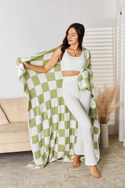 Cuddley Checkered Decorative Throw Blanket Trendsi