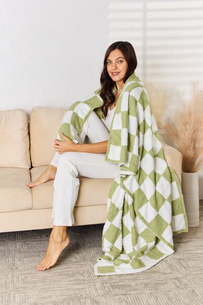 Cuddley Checkered Decorative Throw Blanket Trendsi