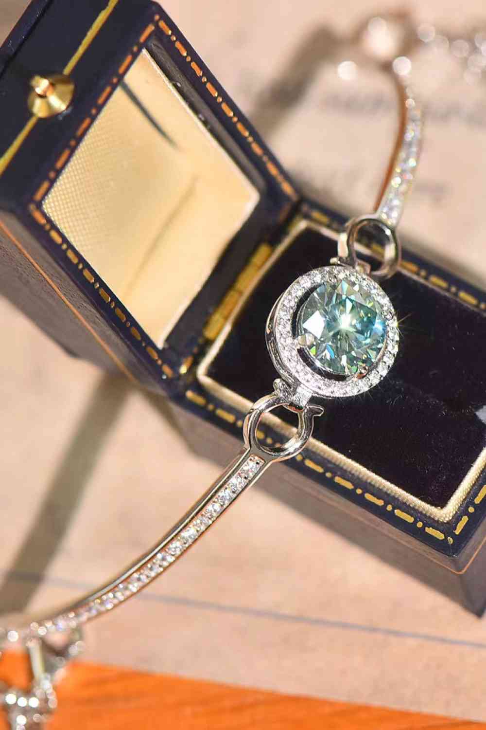 2 Carat Moissanite Platinum-Plated Bracelet Jassorted Mint/White One Size