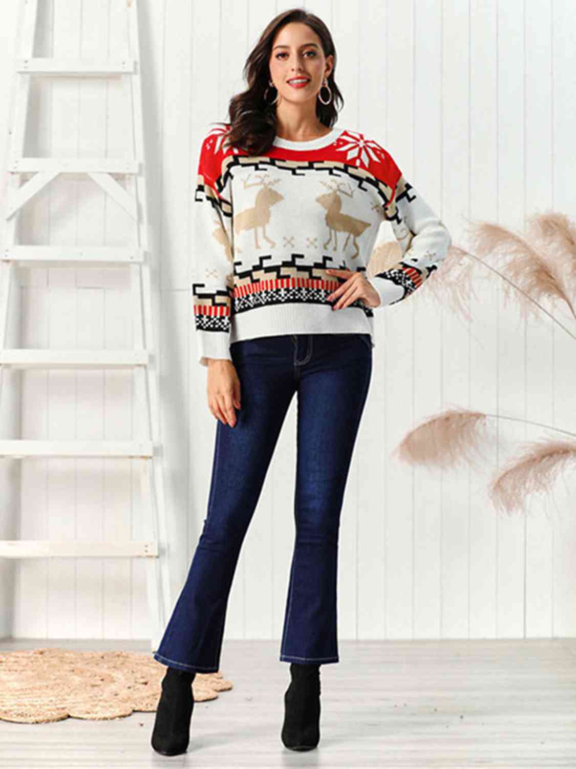 Reindeer Round Neck Sweater Jassorted