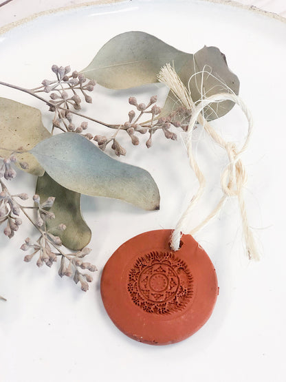 Portable Terra Cotta Essential Oil Diffuser / Air Freshener Other White Smokey   