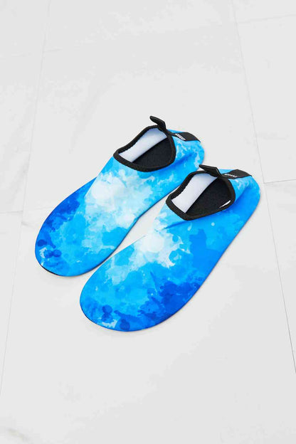 MMshoes On The Shore Water Shoes in Blue  Jassorted   