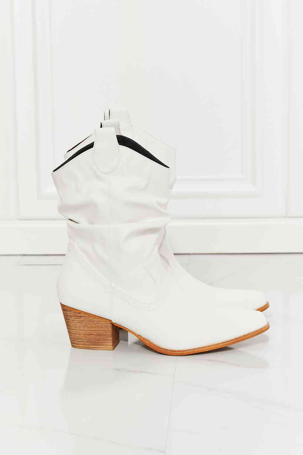 MMShoes Scrunch Cowboy Boots in White  Trendsi   