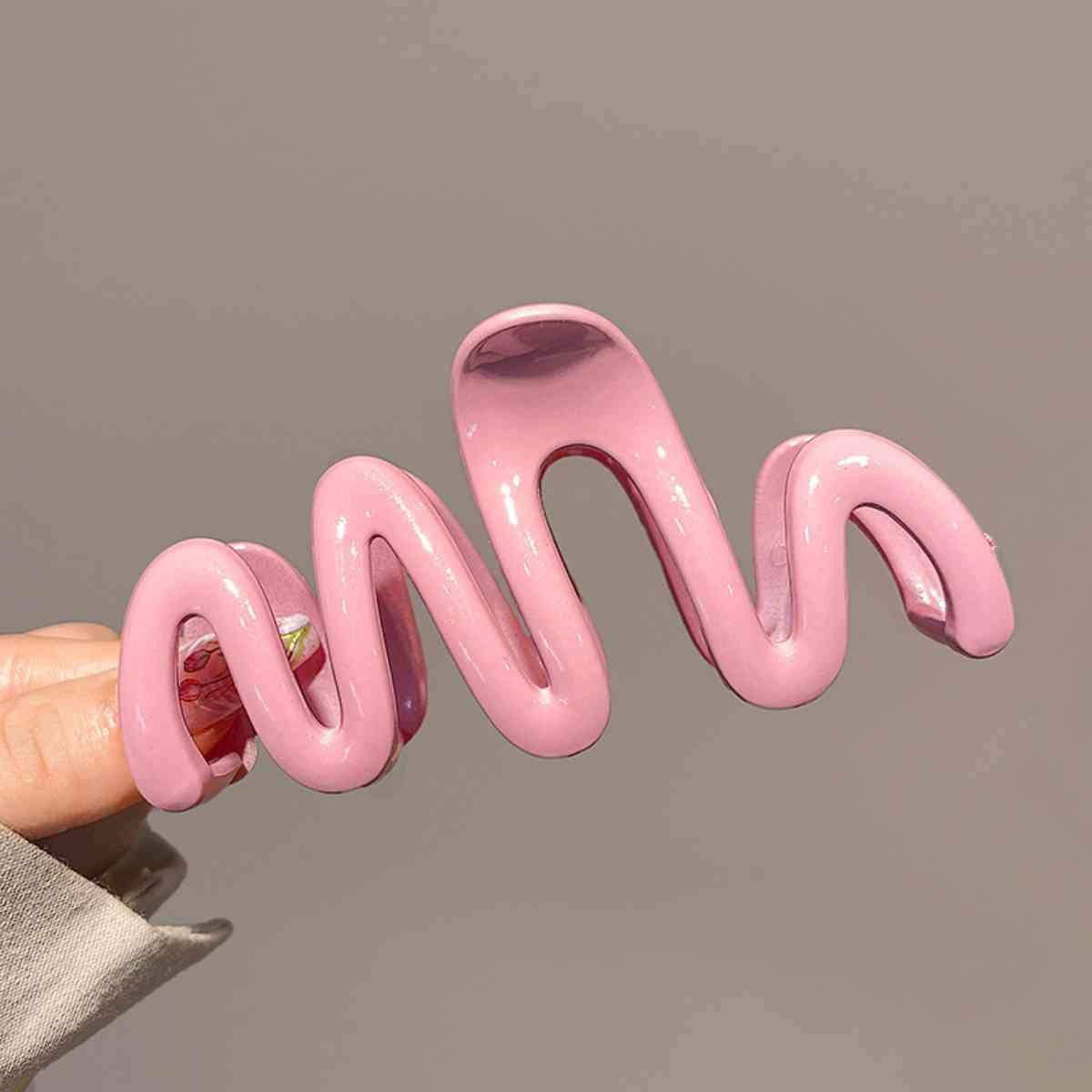 Resin Wave Hair Claw Clip  Jassorted Blush Pink One Size 