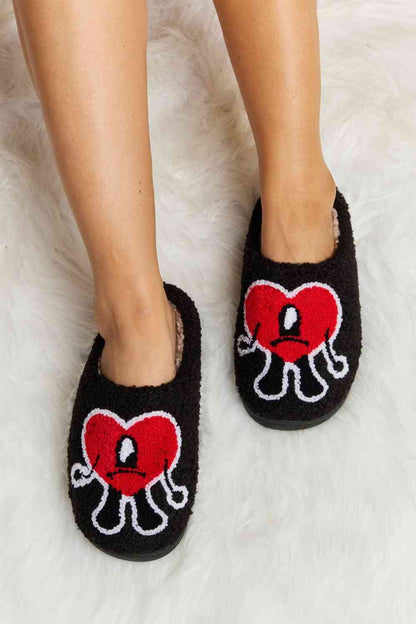 Melody Love Heart Print Plush Slippers  Trendsi   