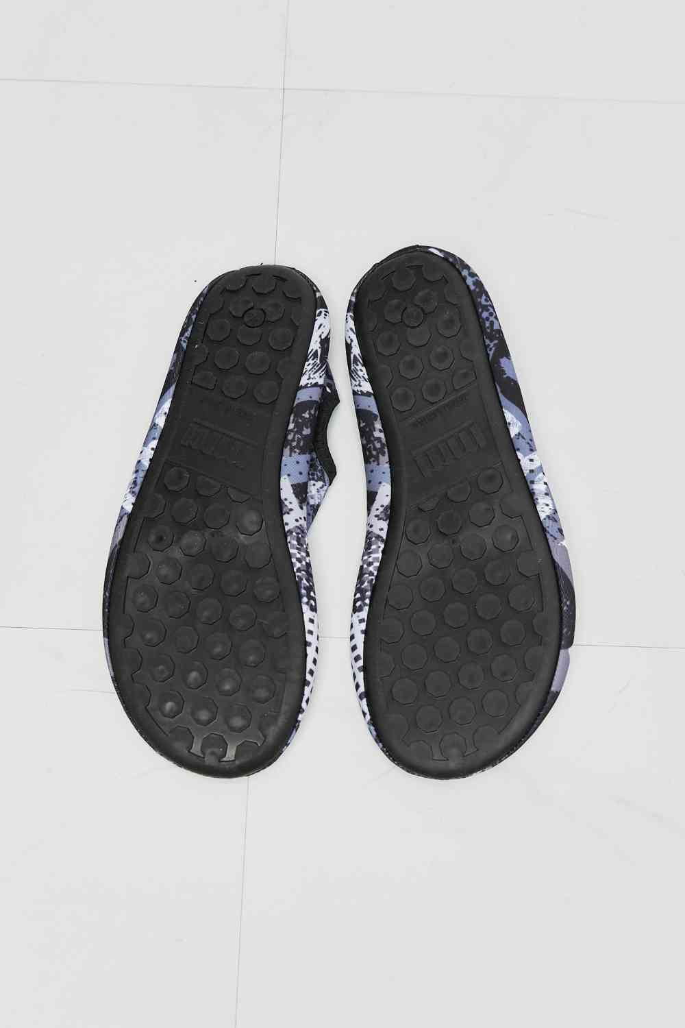 MMshoes On The Shore Water Shoes in Black Pattern  Jassorted   