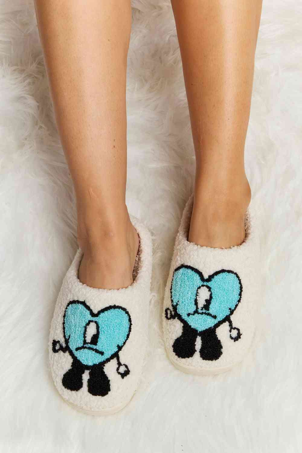 Melody Love Heart Print Plush Slippers  Trendsi   