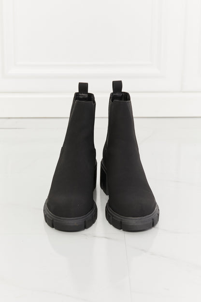 Lug Sole Chelsea Boots in Black  Trendsi   