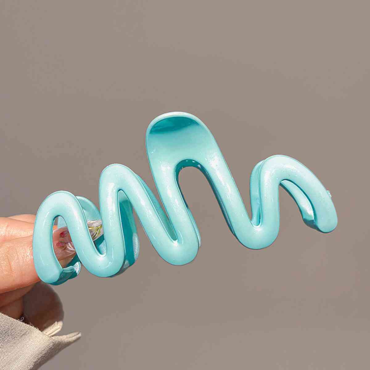 Resin Wave Hair Claw Clip  Jassorted Pastel  Blue One Size 