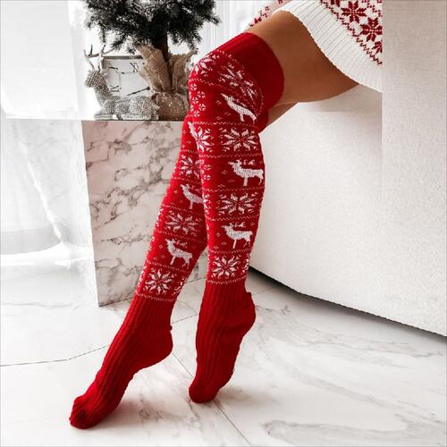 Cozy Christmas Socks  Jassorted Deep Red One Size 