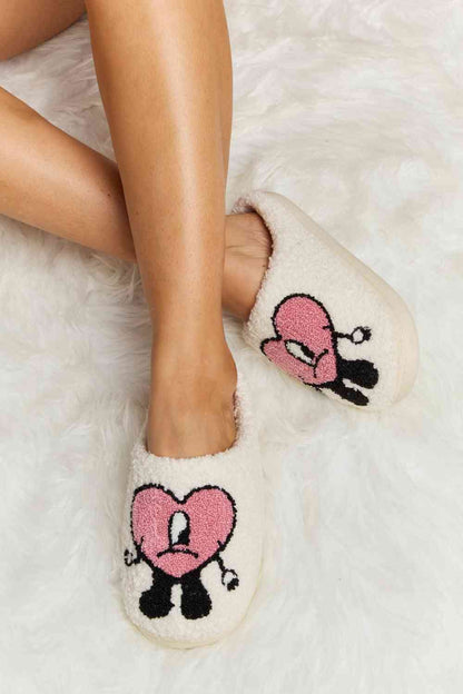 Melody Love Heart Print Plush Slippers  Trendsi   